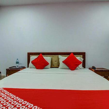 Oyo Flagship Spc & Span Hotell Jamshedpur Exteriör bild