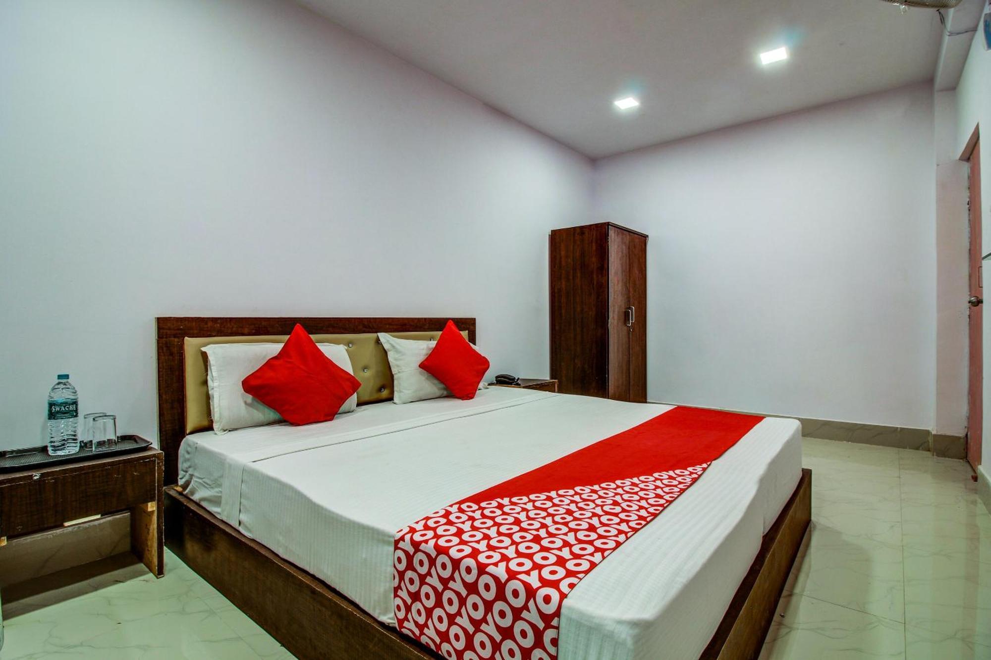 Oyo Flagship Spc & Span Hotell Jamshedpur Exteriör bild
