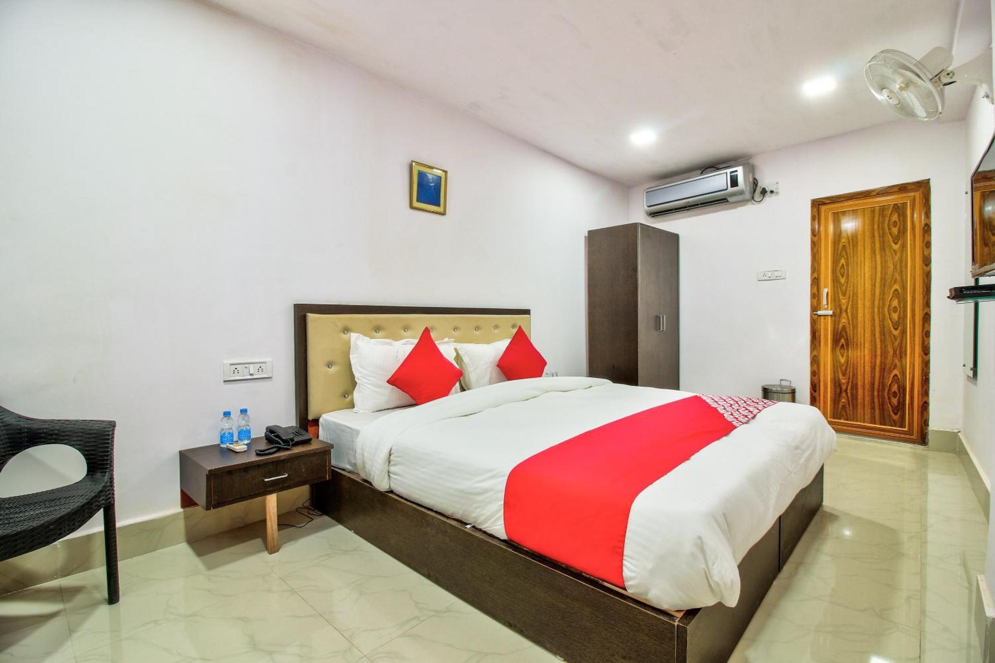 Oyo Flagship Spc & Span Hotell Jamshedpur Exteriör bild