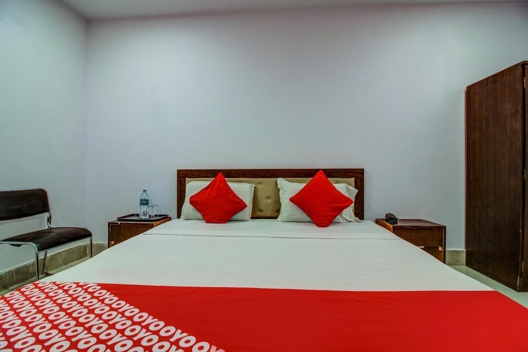 Oyo Flagship Spc & Span Hotell Jamshedpur Exteriör bild